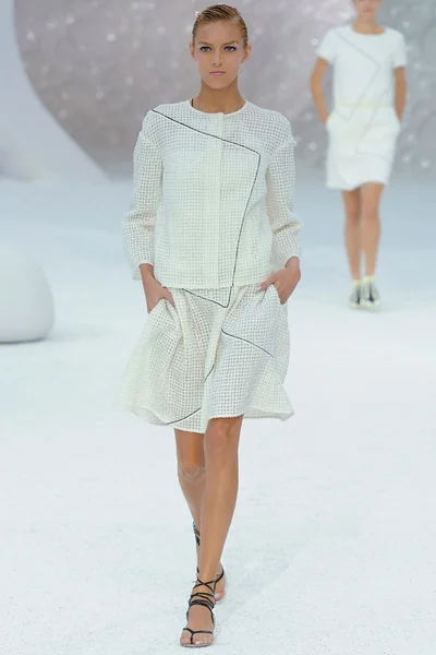Look 7